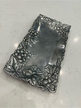 Arthur Court Silver-Tone Grape Leaf Rectangular Serving Tray